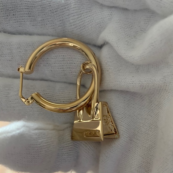 Jacquemus The Chiquito Hoop Earrings - Picture 6 of 13